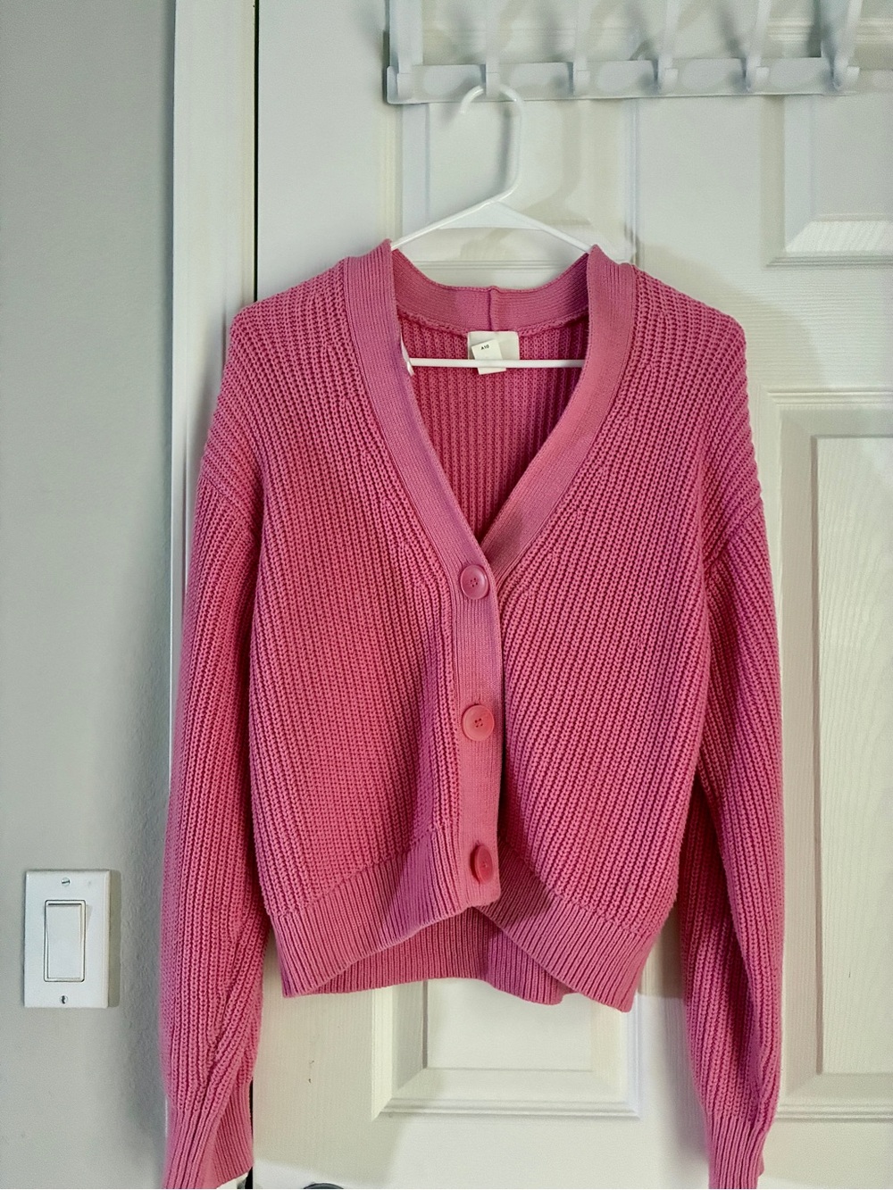 H&M Pink Ribbed Button-Up V-Neck Cardigan